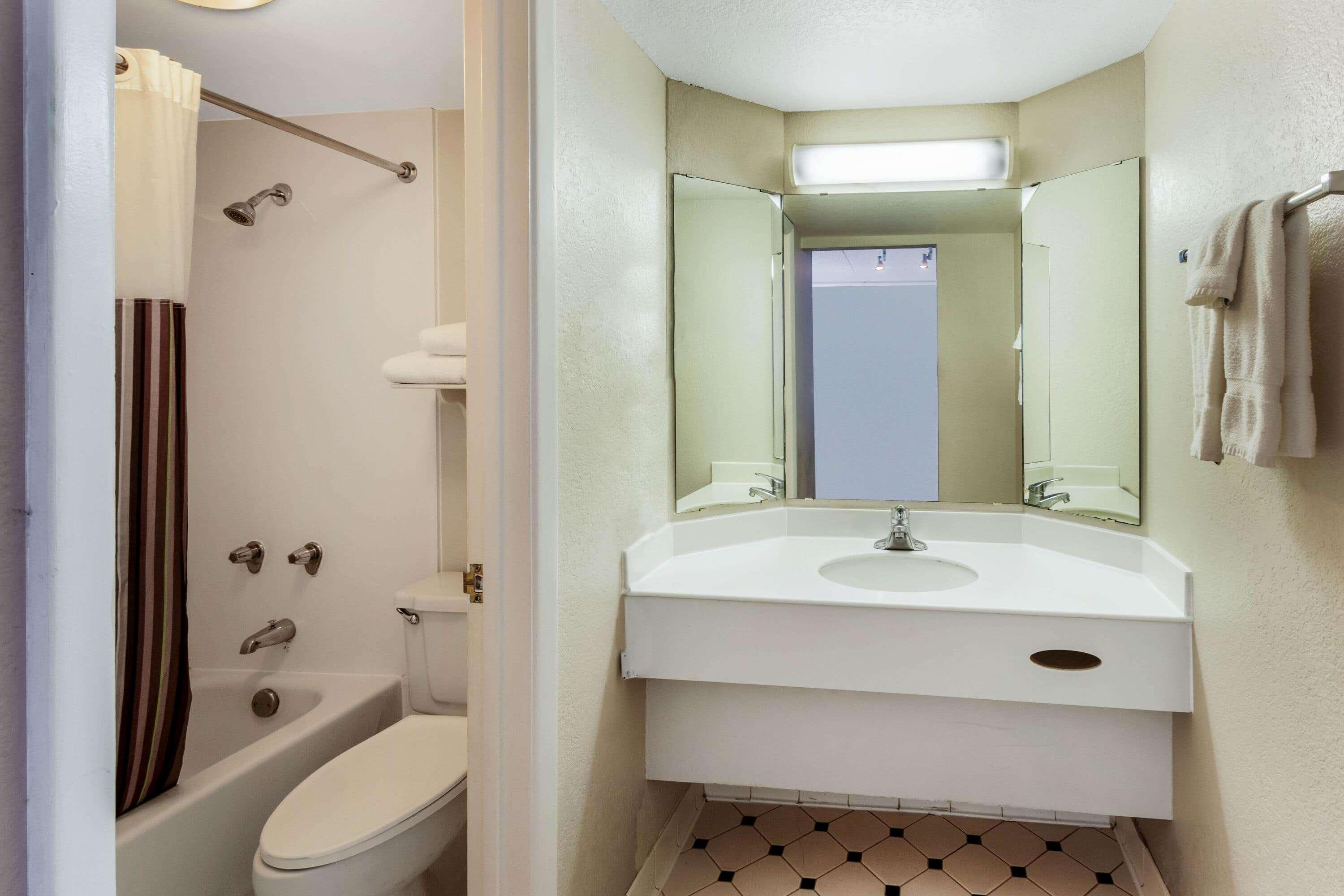 La Quinta Inn By Wyndham Albuquerque Northeast מראה חיצוני תמונה