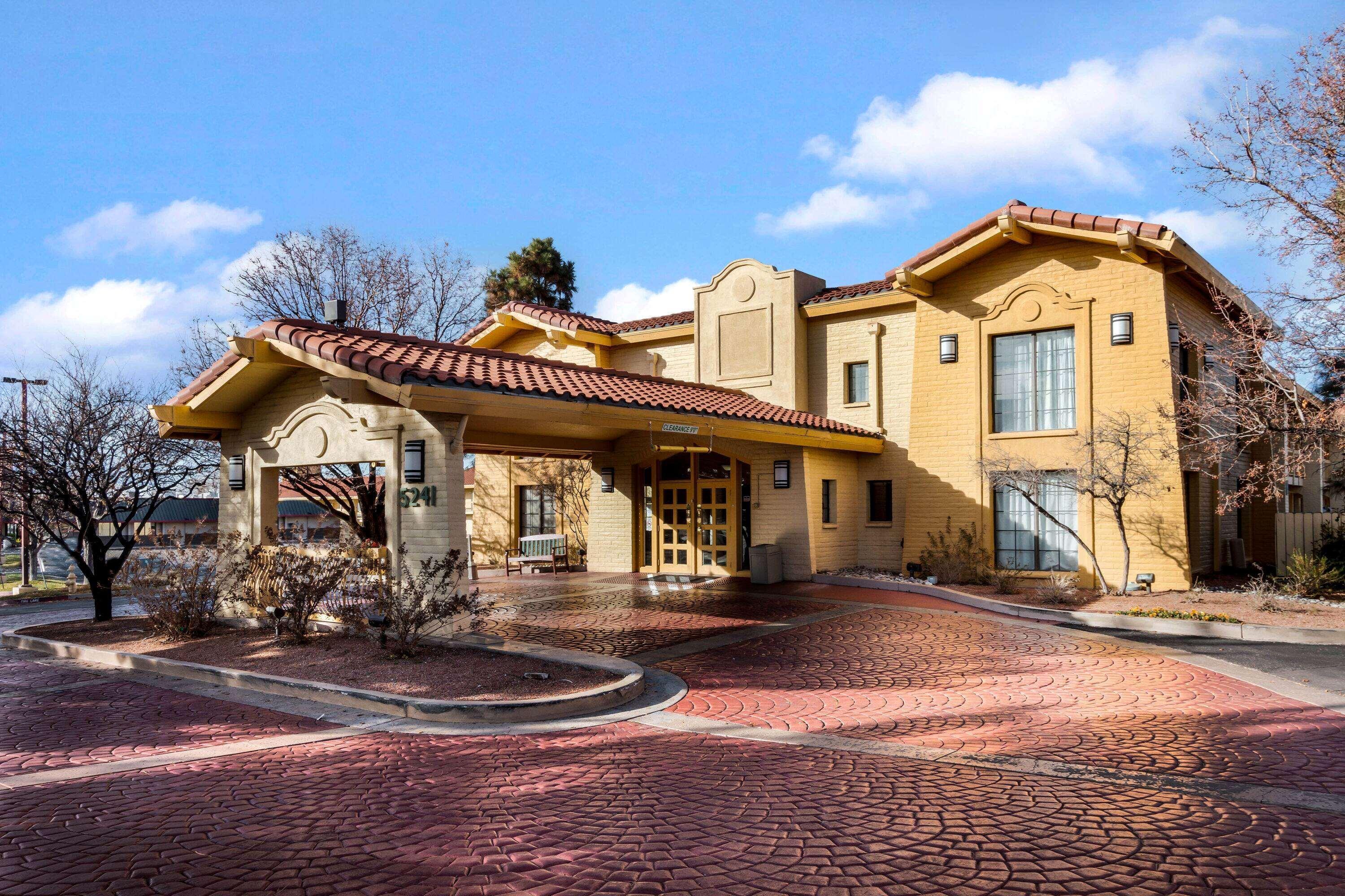 La Quinta Inn By Wyndham Albuquerque Northeast מראה חיצוני תמונה